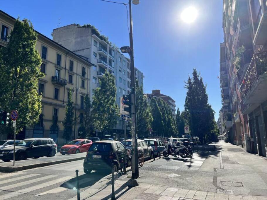 מילאנו Daniela'S Spazioso Appartamento Ai Navigli מראה חיצוני תמונה
