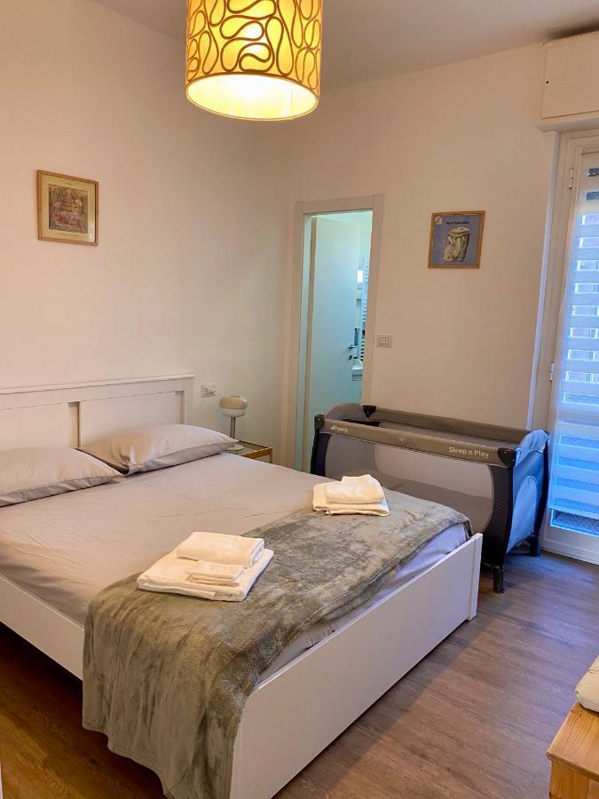 מילאנו Daniela'S Spazioso Appartamento Ai Navigli מראה חיצוני תמונה