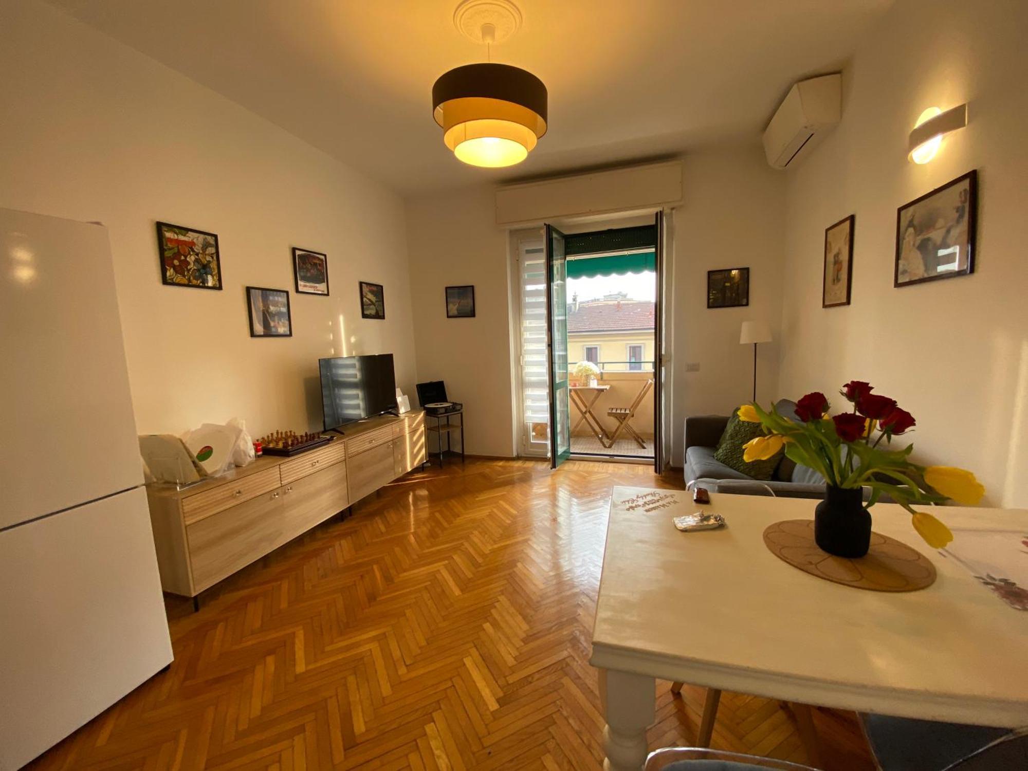 מילאנו Daniela'S Spazioso Appartamento Ai Navigli מראה חיצוני תמונה